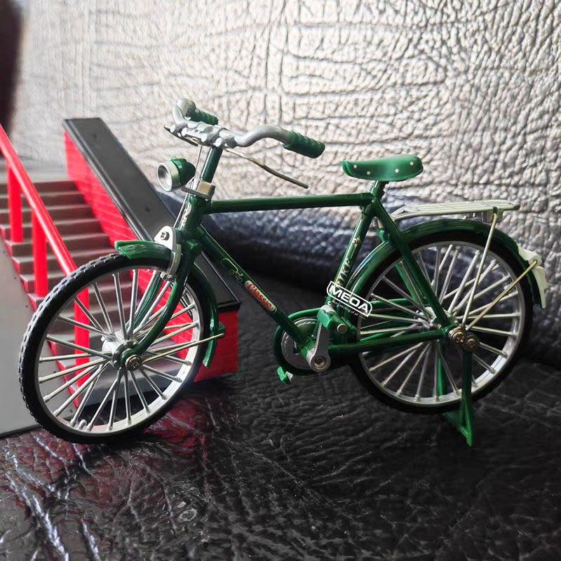 1:10 Scale Die-Cast Alloy Mini - Mountain Biking Pictures recension och pris